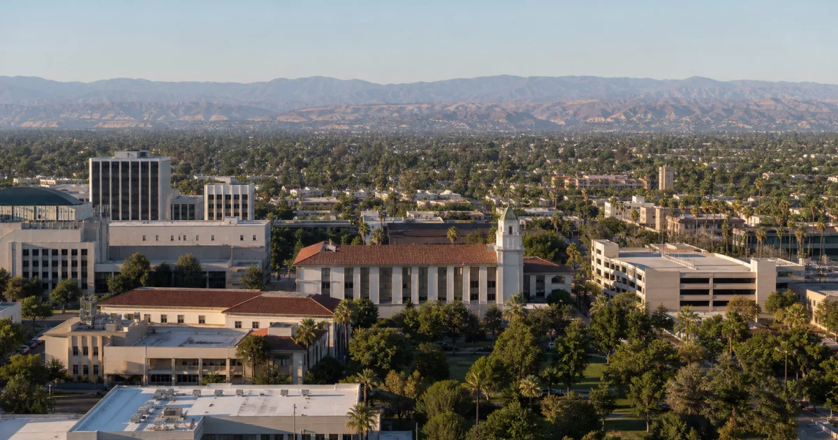 Imagen destacada de la ciudad de Santa Ana, California